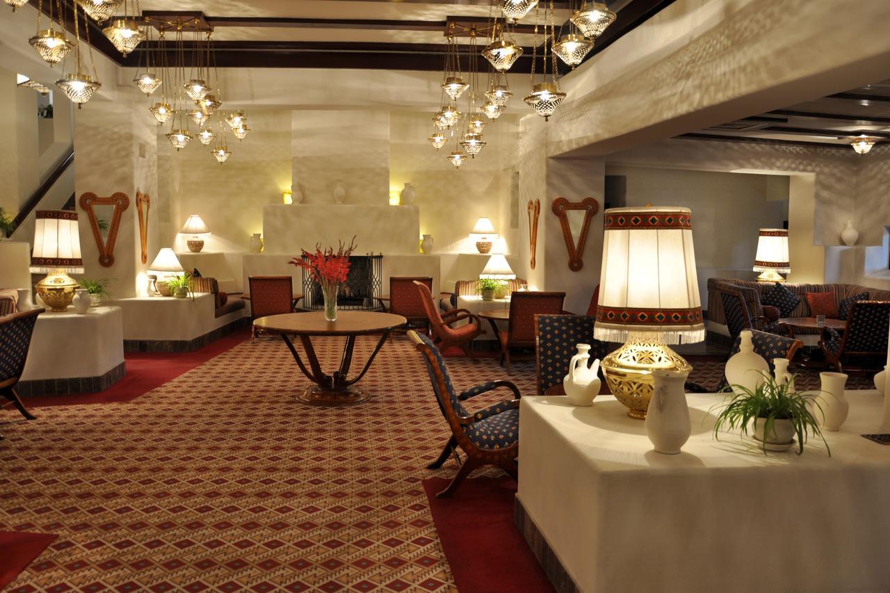 Quetta Serena Hotel エクステリア 写真